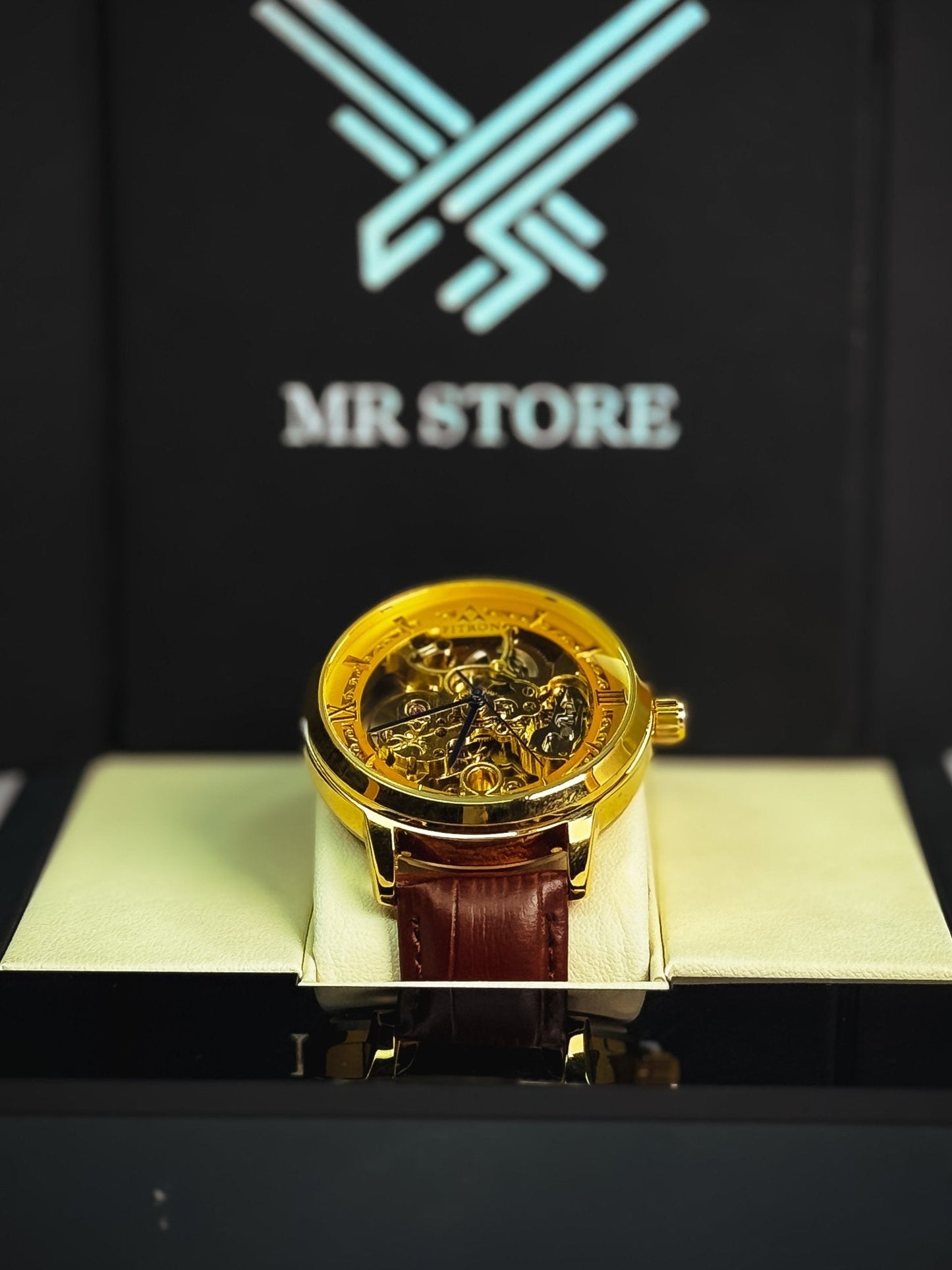 Fitro Leather Strap Watch