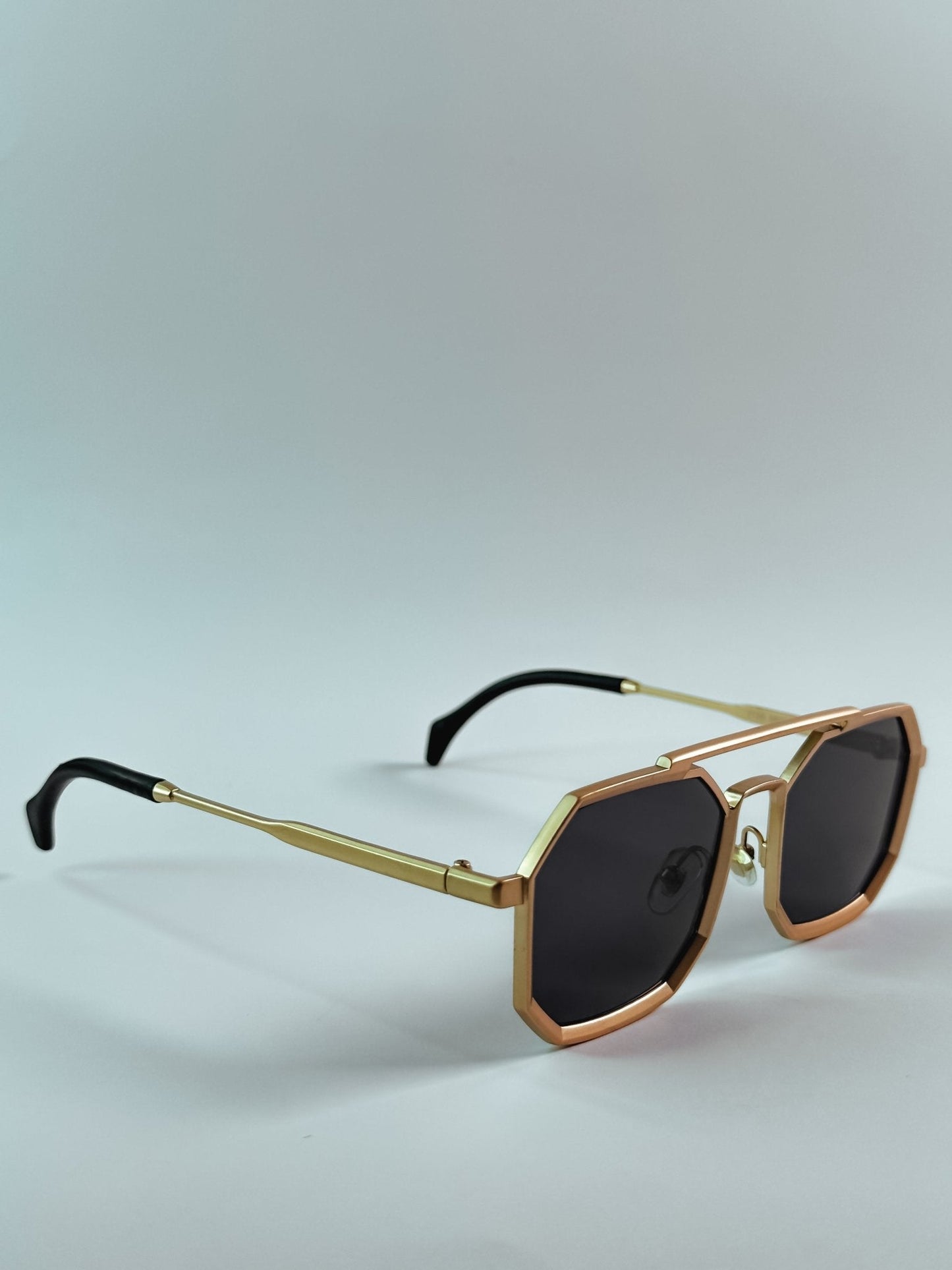 Elite Metalik Shades