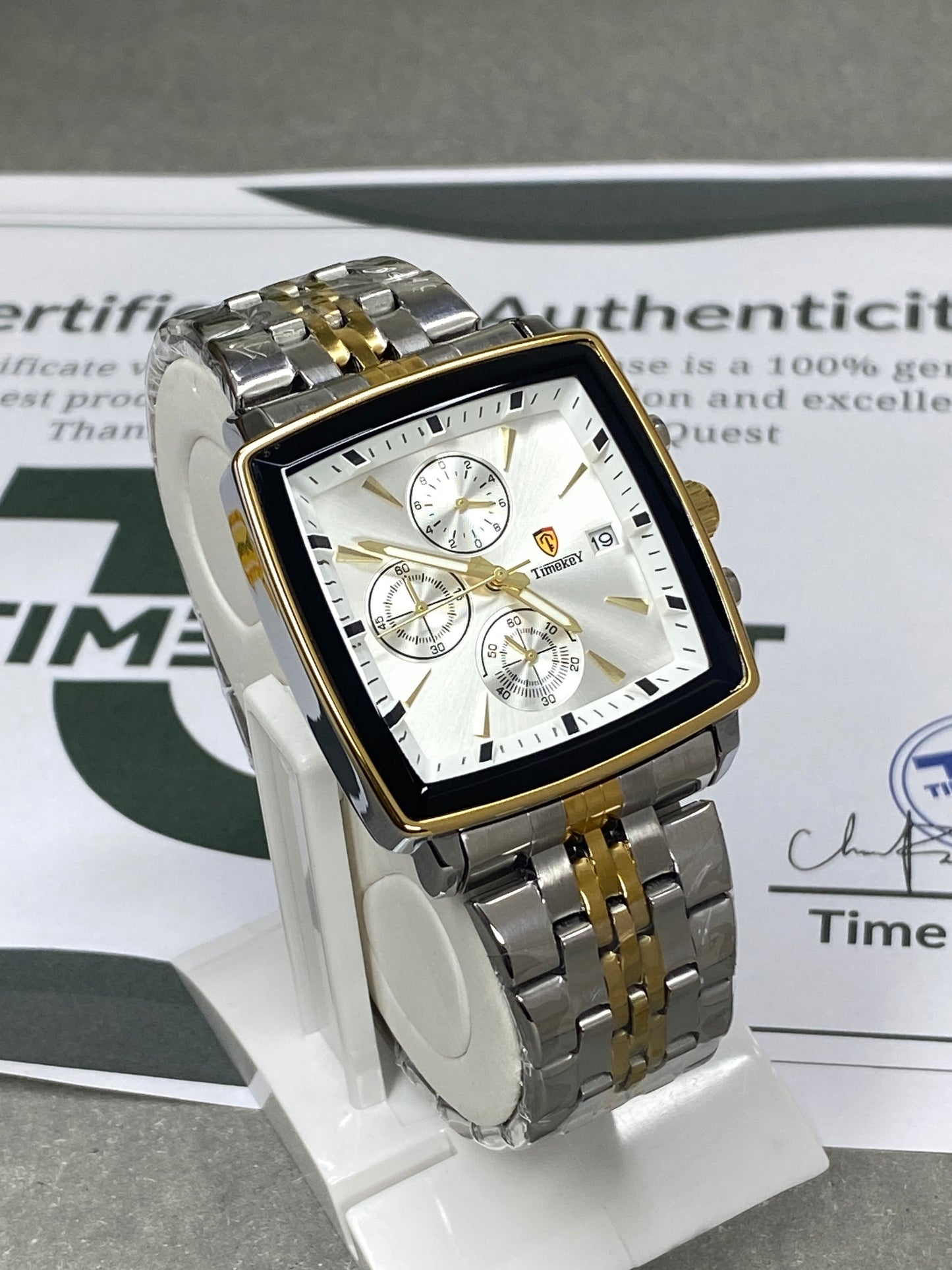 LONGBO Men’s Square Dial Chronograph Watch in Premium Stainless Steel Chain with Date Display